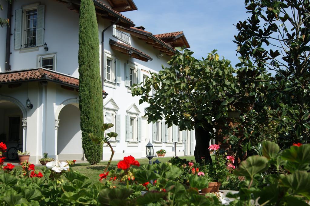 Villagaia Country House Montafia Buitenkant foto