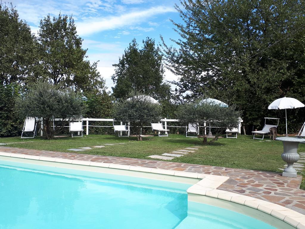 Villagaia Country House Montafia Buitenkant foto